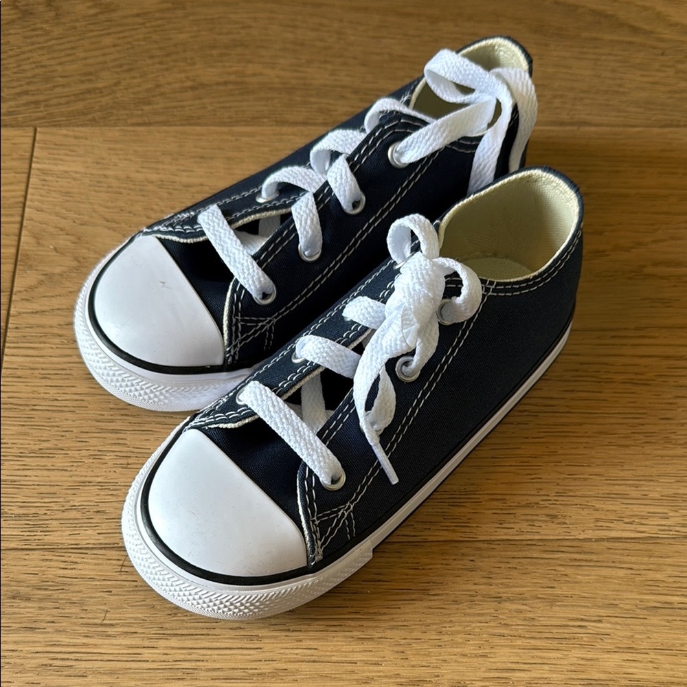 Kids Navy Converse All Star